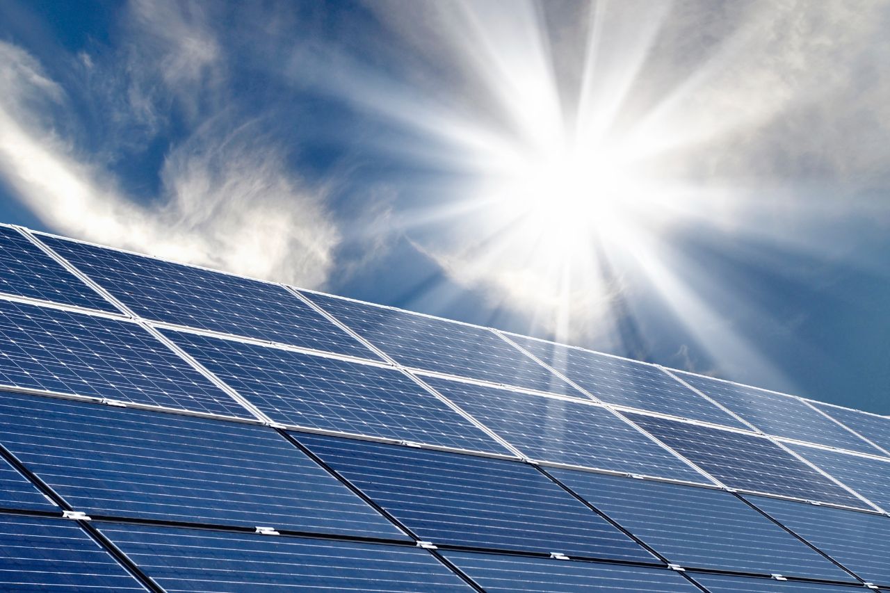 Solceller Priser - Hitta bästa pris på solpaneler lokalt Sverige